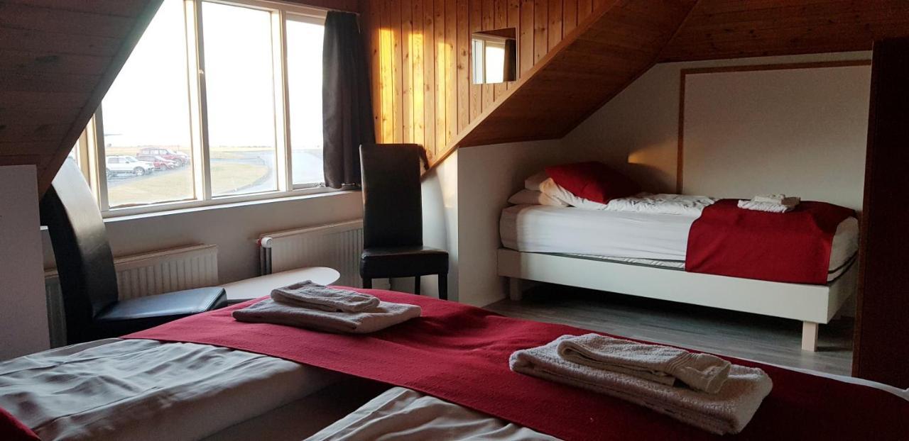 Apotek Guesthouse Хофн Экстерьер фото