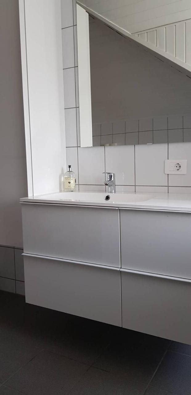 Apotek Guesthouse Хофн Экстерьер фото