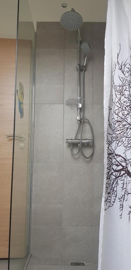 Apotek Guesthouse Хофн Экстерьер фото
