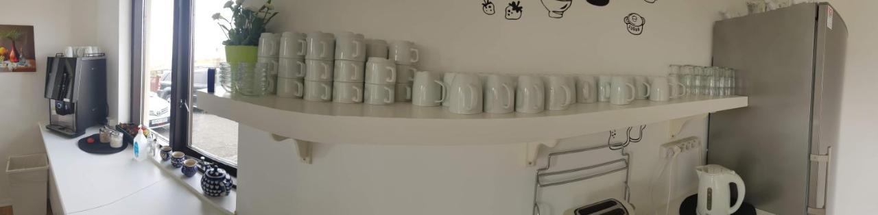 Apotek Guesthouse Хофн Экстерьер фото